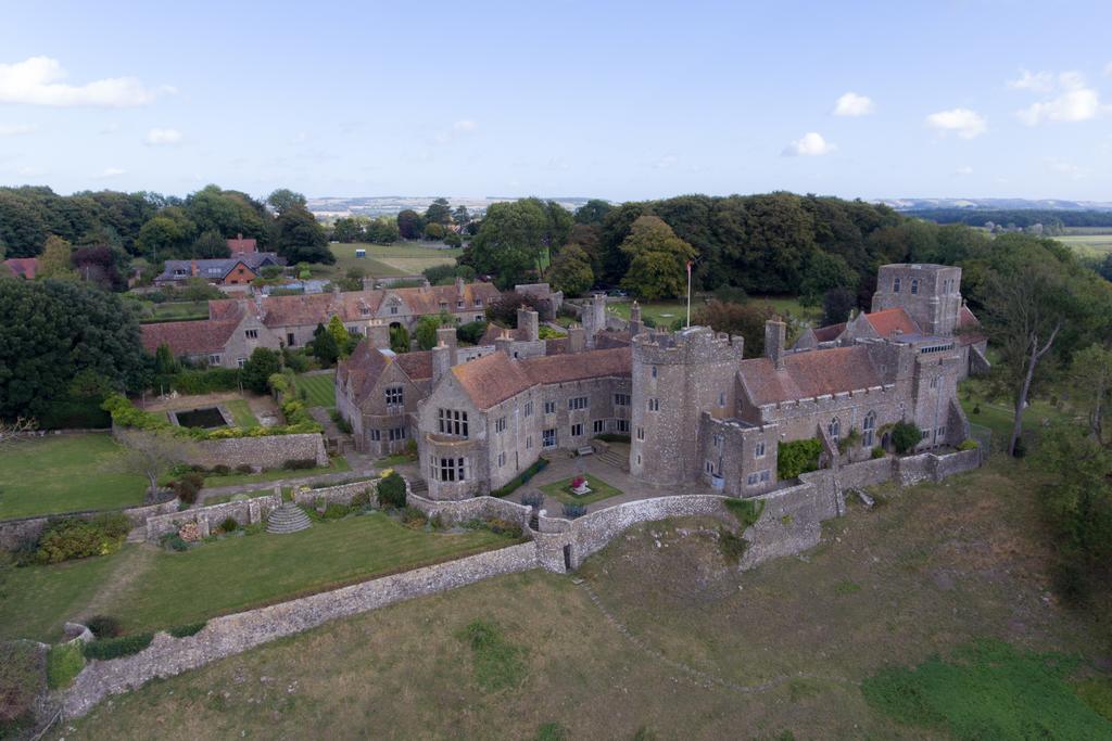 Lympne Castle Cottages Гайт Екстер'єр фото
