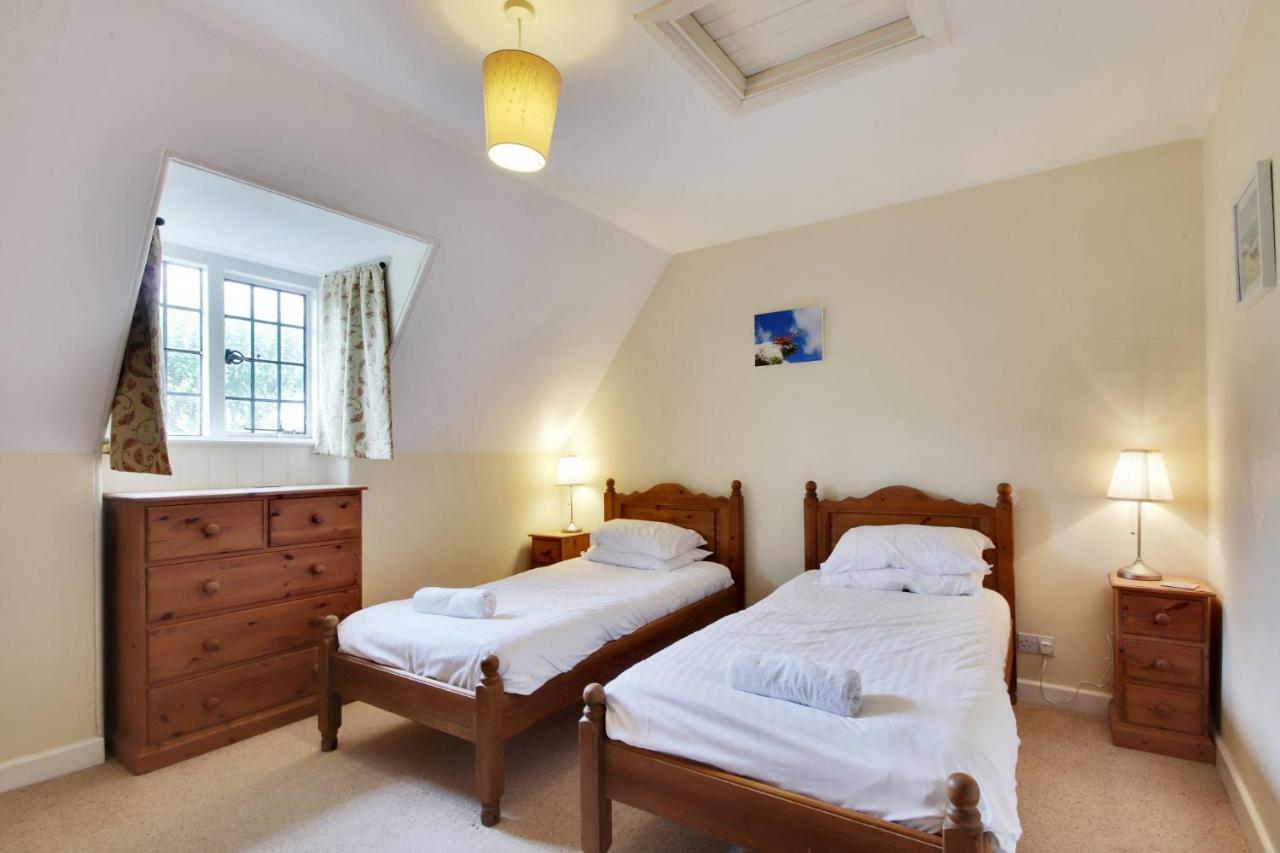 Lympne Castle Cottages Гайт Екстер'єр фото